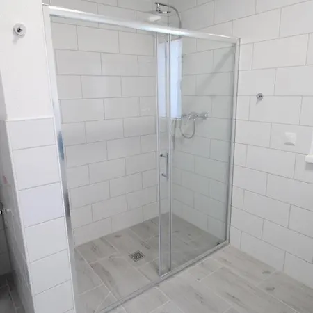 Neu! Marburg 2 Mit Balkon *